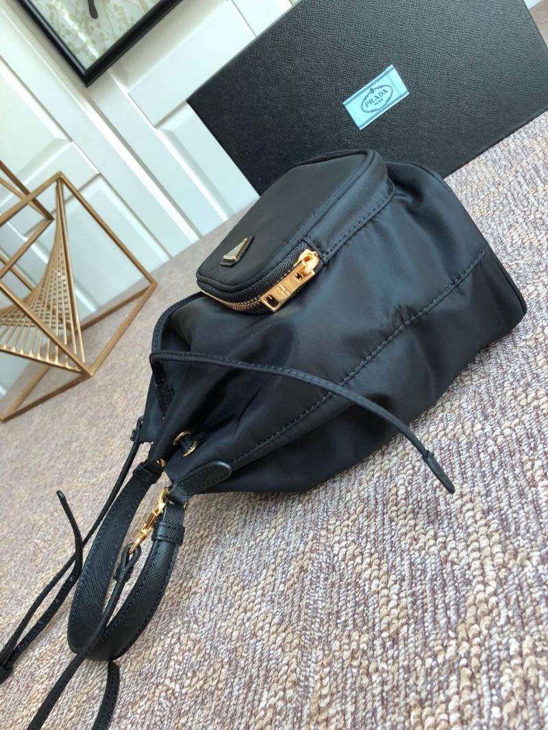 Pra*a bucket bags